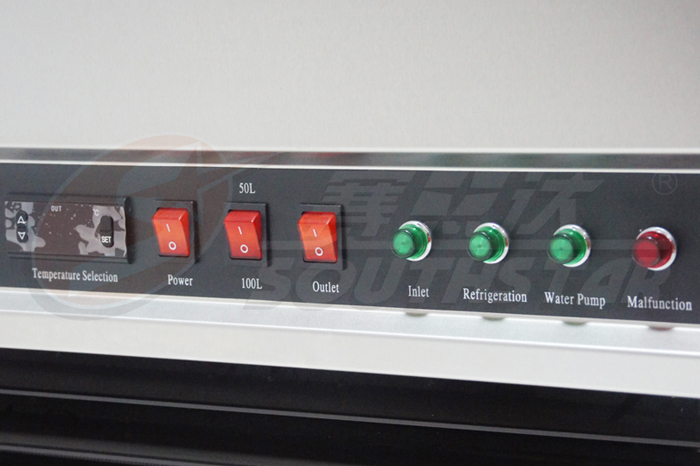 廣州市賽思達冷水機控制面板.jpg 廣州市賽思達冷水機控制面板.jpg