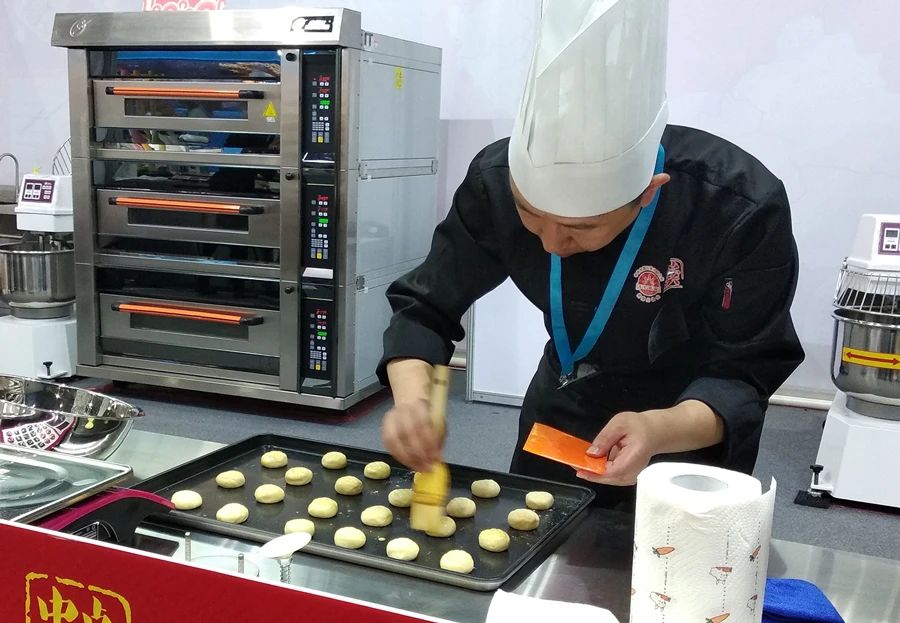 “情系新南方” — 大型主題銷售故事系列之林月潔 “情系新南方” — 大型主題銷售故事系列之林月潔