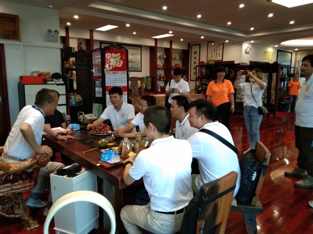 【賽思達烤箱】四川省酒店用品行業(yè)協(xié)會考察團蒞臨賽思達參觀指導(dǎo) 【賽思達烤箱】四川省酒店用品行業(yè)協(xié)會考察團蒞臨賽思達參觀指導(dǎo)