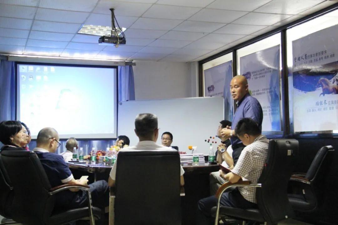 【賽思達(dá)烤箱】董事長參加《打造行業(yè)&ldquo;1+1＞2&rdquo;聚合效應(yīng)》會(huì)議